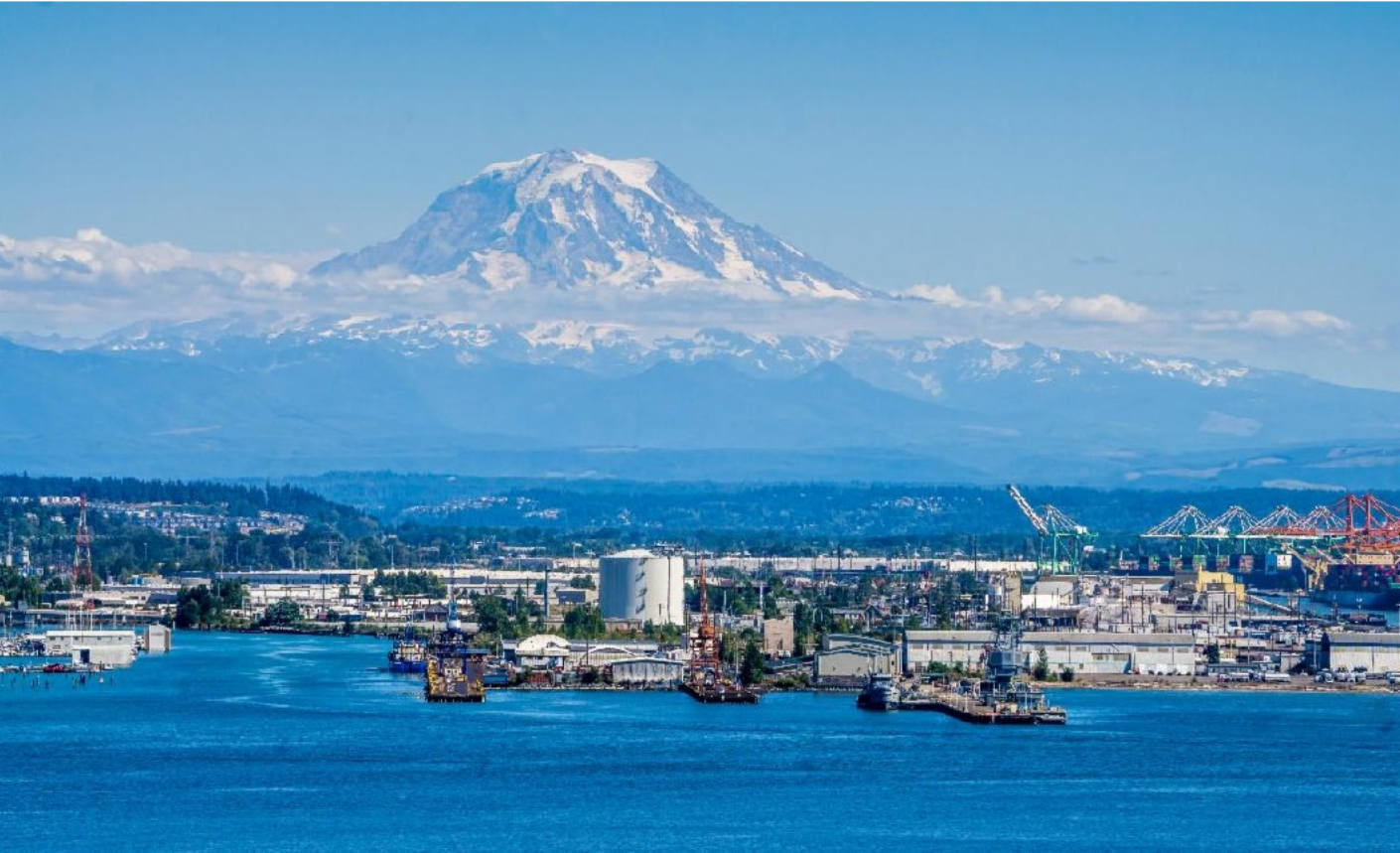 Mountains over puget sound